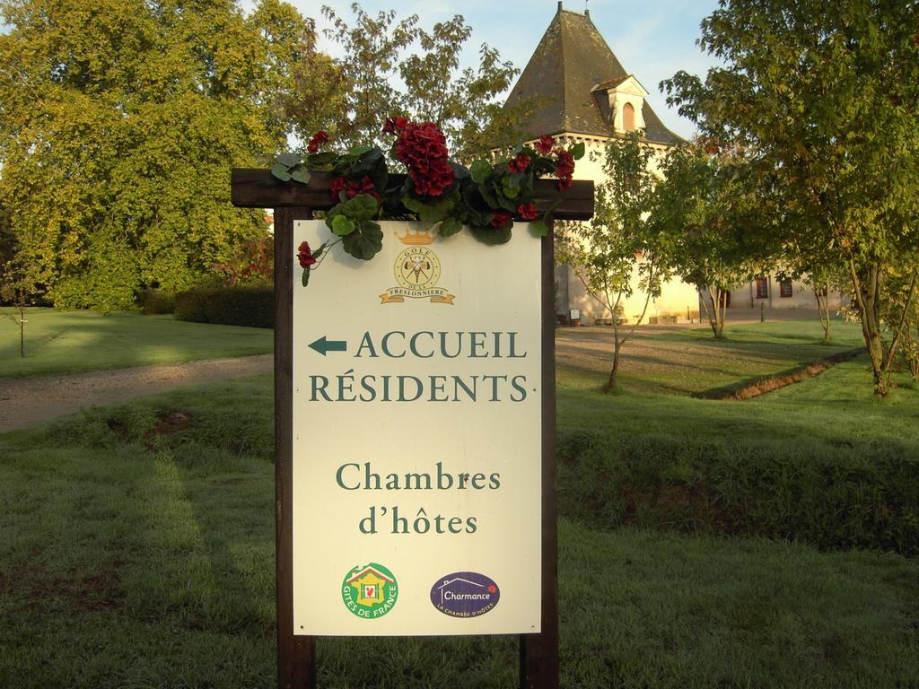 Chateau Du Golf De La Freslonniere Le Rheu Exterior photo