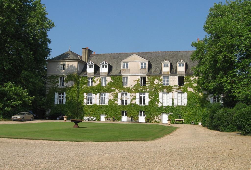 Chateau Du Golf De La Freslonniere Le Rheu Exterior photo